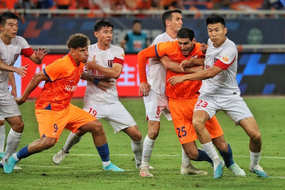  葡超赛程吃紧，浙江队今晚防线松动，悬念犹存，球探报告显示潜力