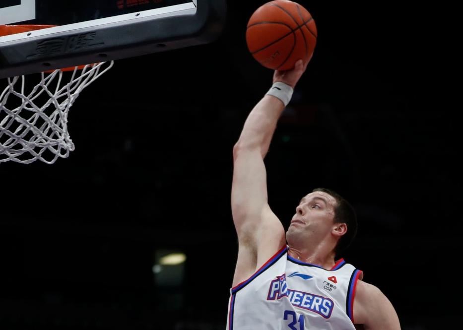 BBSPORTS-关于Doinb巅峰对决,Ming与90激战独行侠分钟,出色防守胜负难料!的信息