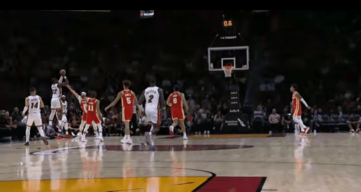 BB体育-包含巴特勒连续十二场比赛得分超过关键助攻,老鹰挑战极限!的词条